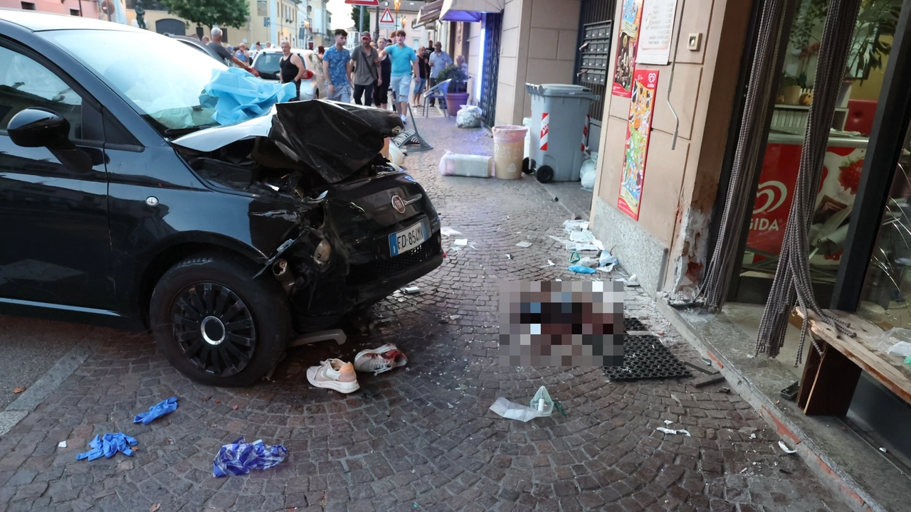 Amputata una gamba alla donna travolta davanti al bar a Gravellona. Conducente arrestato per tentato omicidio
